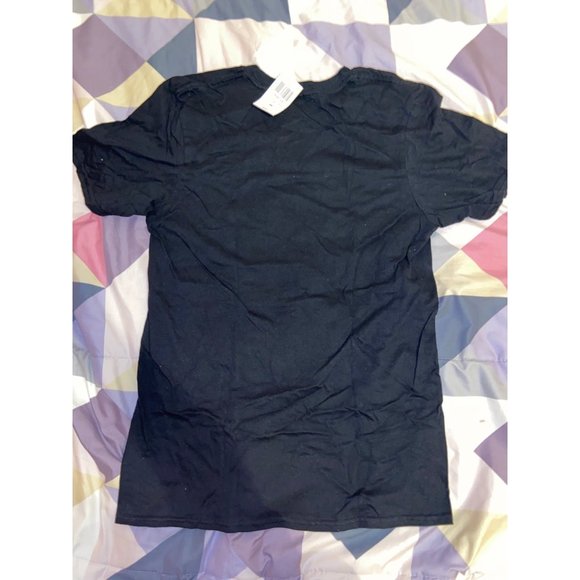 shirt - Picture 2 of 2